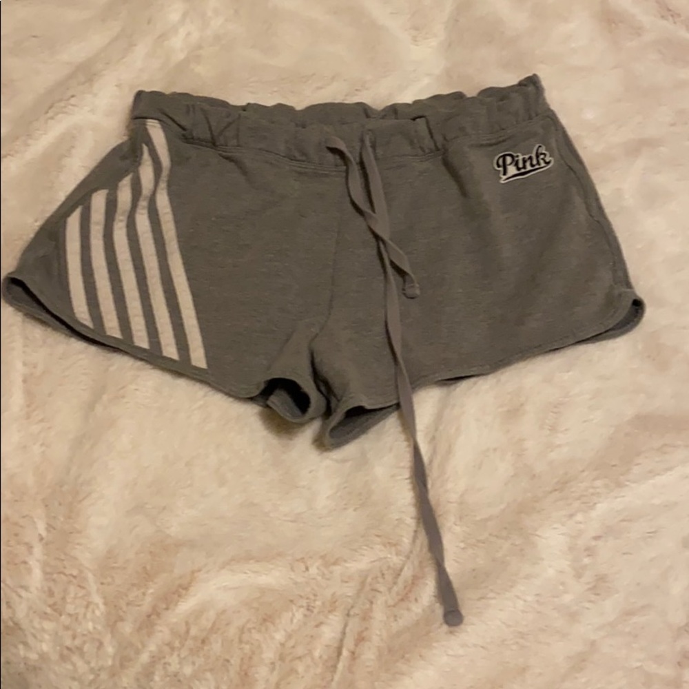 pink shorts